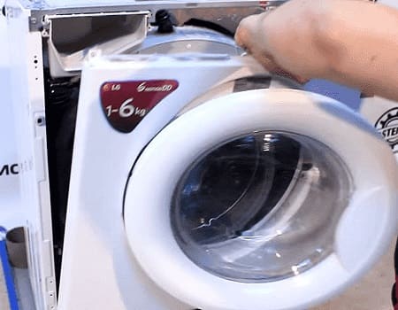 Премахване на предния панел на пералната машина