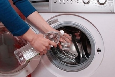 rengjøring av vaskemaskinen med folkemedisiner
