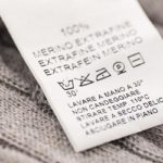 ¿Qué significan los iconos de lavado en la ropa?