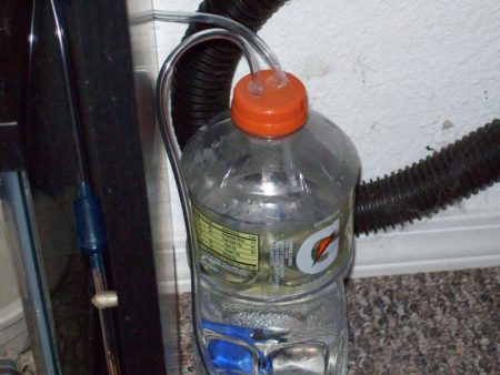 Luftbefeuchter aus einer Plastikflasche